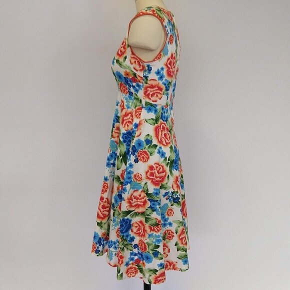 Lindy Bop White Floral Fit & Flare Dress Size S Sleeveless Sweetheart Neckline - Picture 8 of 9